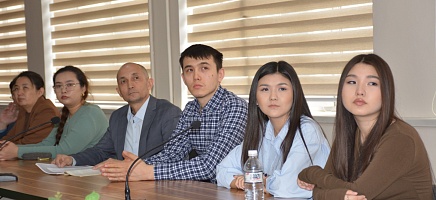 Архив и общество: встреча с дочерью  Узакбая Кулымбетова Орыншой Узакбаевной фото галереи 4